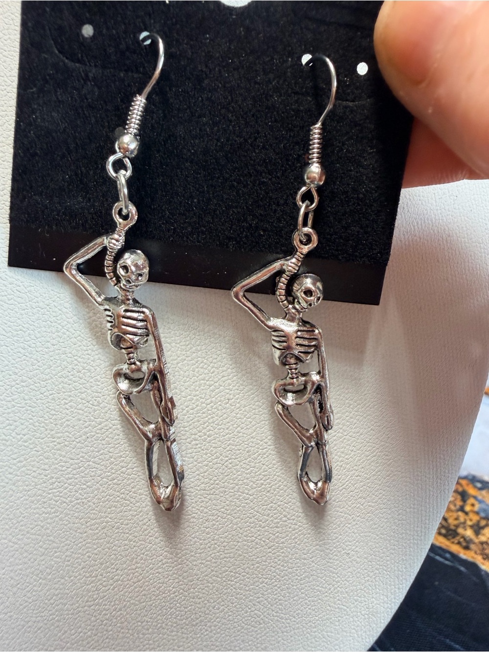 Hangman skeleton earrings - Picture 2 of 4